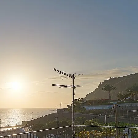 Casa Alto Santo Antonio *